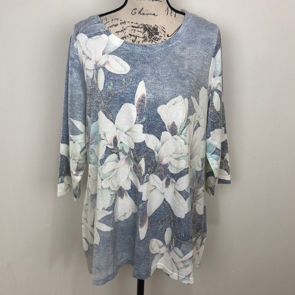 Soft Surroundings Blue Floral Scoop Neck Blouse